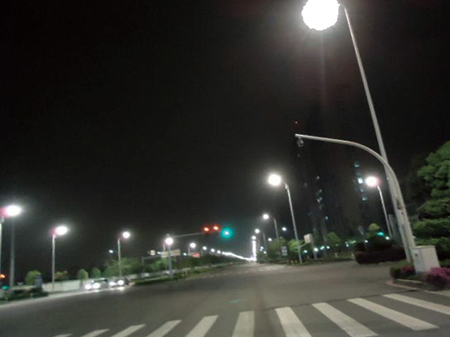 浙江地區100W的UST燈代替250W的高壓鈉燈效果